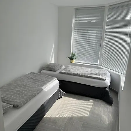 Smile Home, Zaanse Schans And Amsterdam Wormerveer